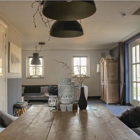 Koksenco Holiday home *